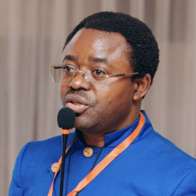 Dr. Fabien Sundjo